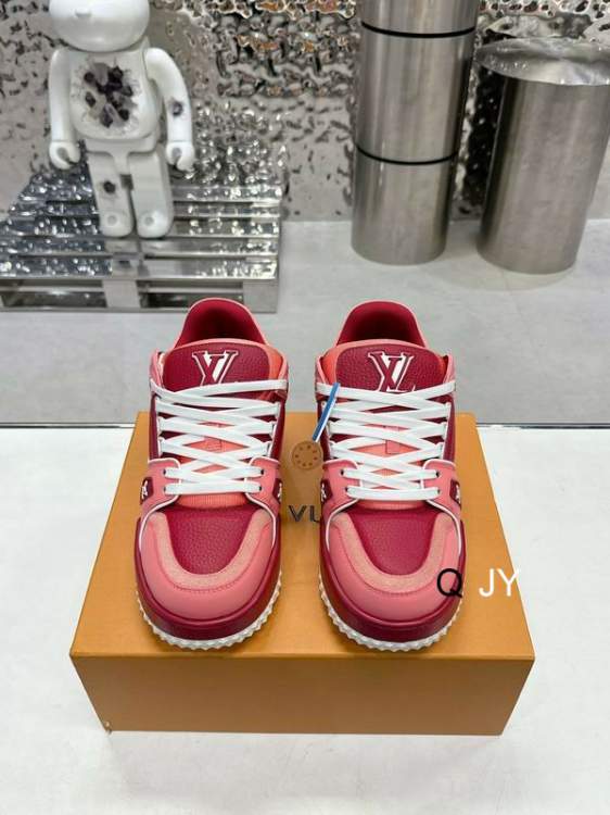 Picture of Louis Vuitton Shoes _SKULVsz35-45JY010112833